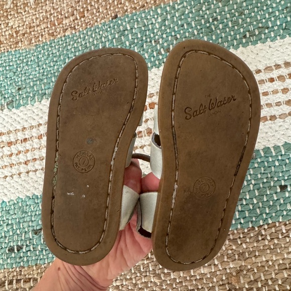 salt water little girls sandal - Picture 2 of 3